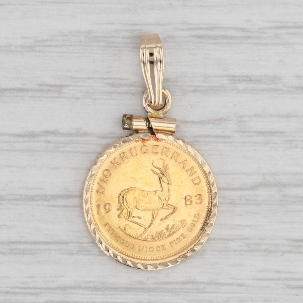 Light Gray 1983 1/10 Krugerrand 22k Coin 14k Gold Bezel Pendant South African Charm