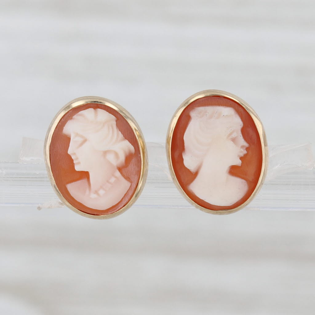 Carved Shell Cameo Stud Earrings 14k Yellow Gold Figural Studs