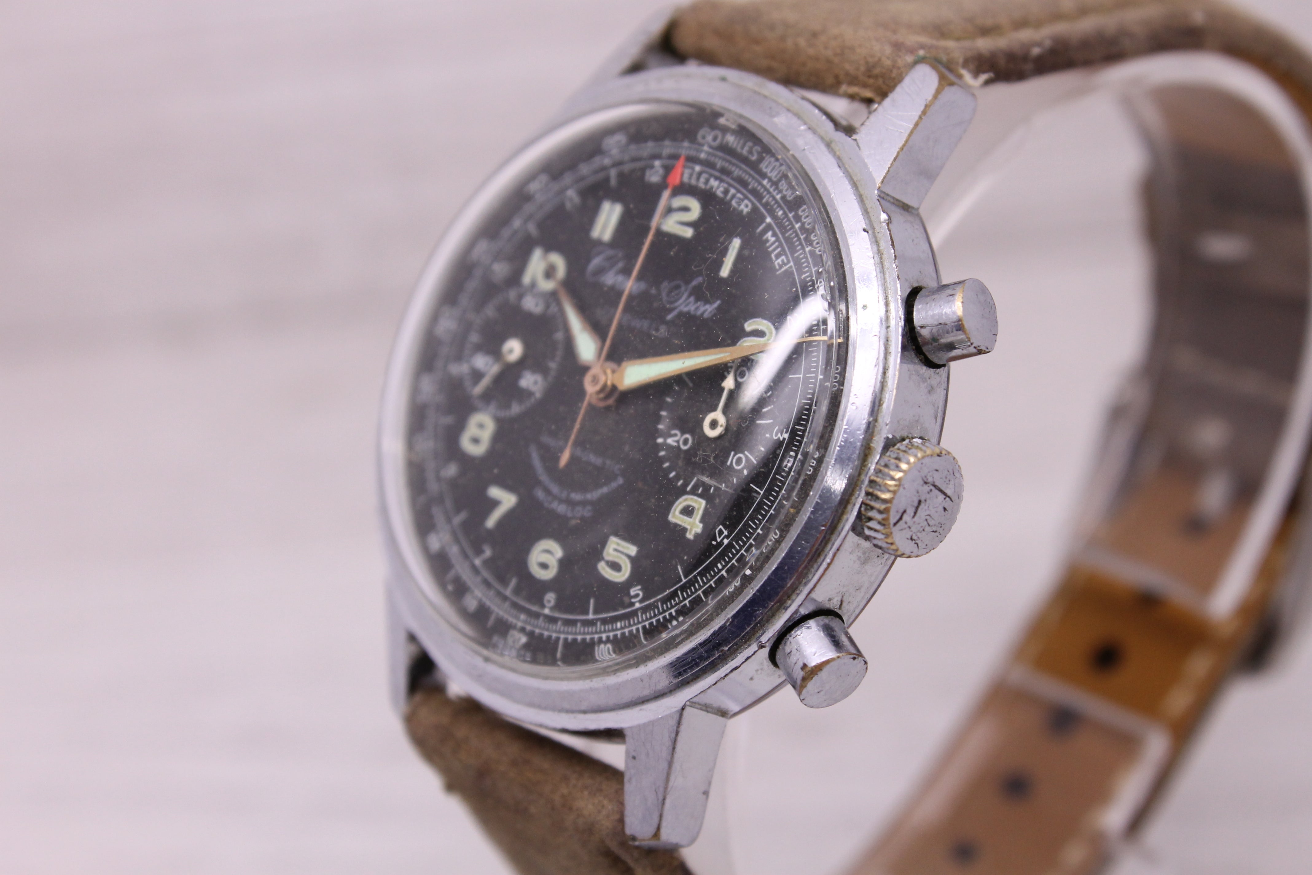 Gray Vintage Chrono Sport 37mm Steel Back Mens Chronograph Watch Venus 188 Arlen Trop