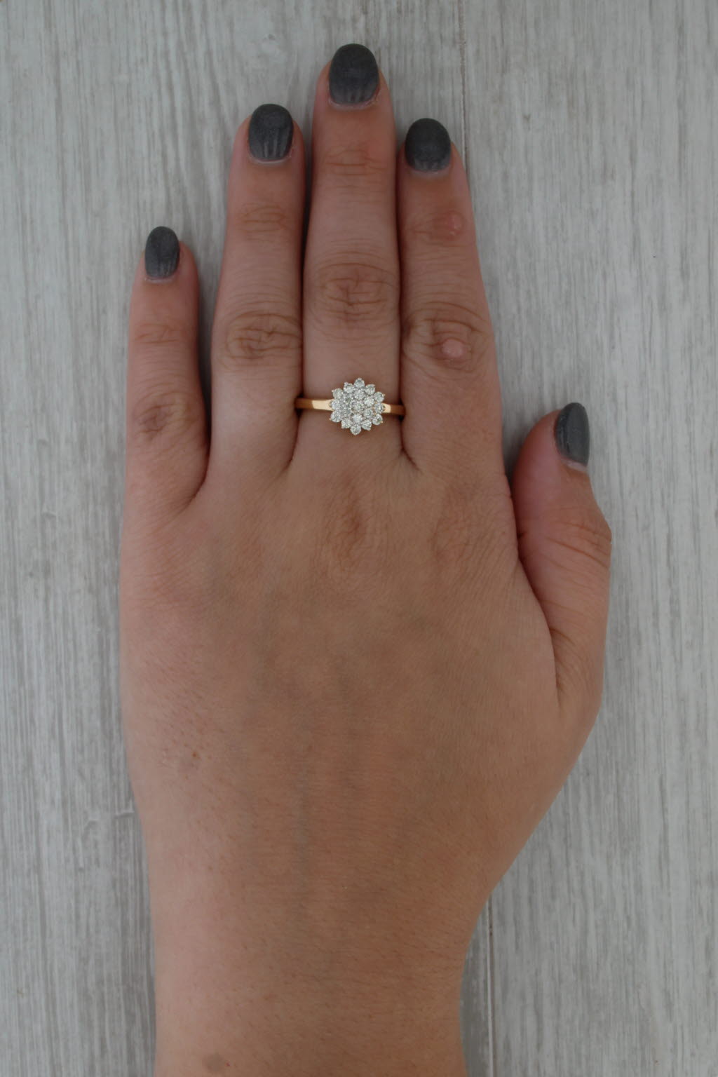 0.59ctw Diamond Cluster Ring 18k Yellow Gold Size 8 COA Engagement
