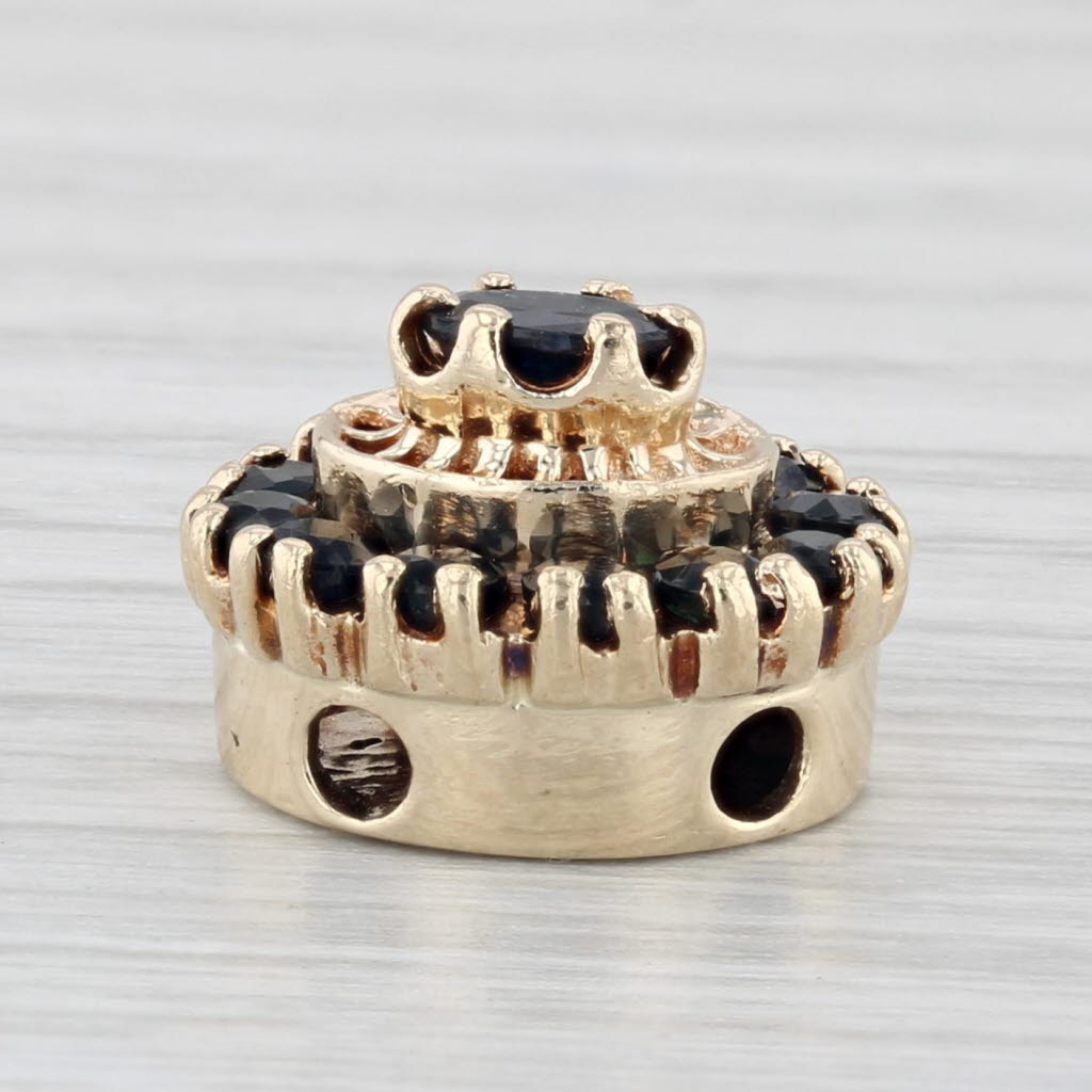 Light Gray Richard Klein 1.05ctw Blue Sapphire Slide Bracelet Charm 10k Yellow Gold Vintage