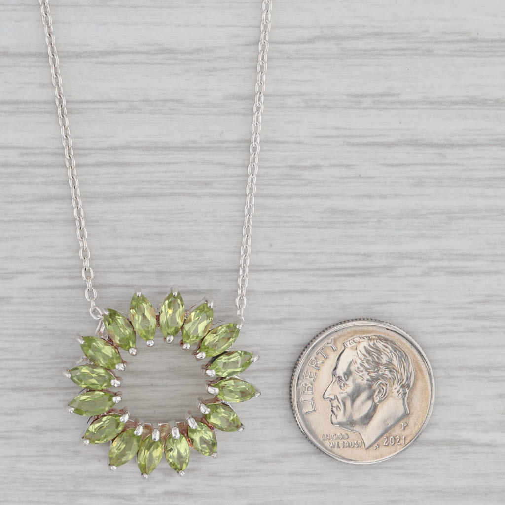 Gray 4.32ctw Peridot Wreath Pendant Necklace Sterling Silver 18" Cable Chain