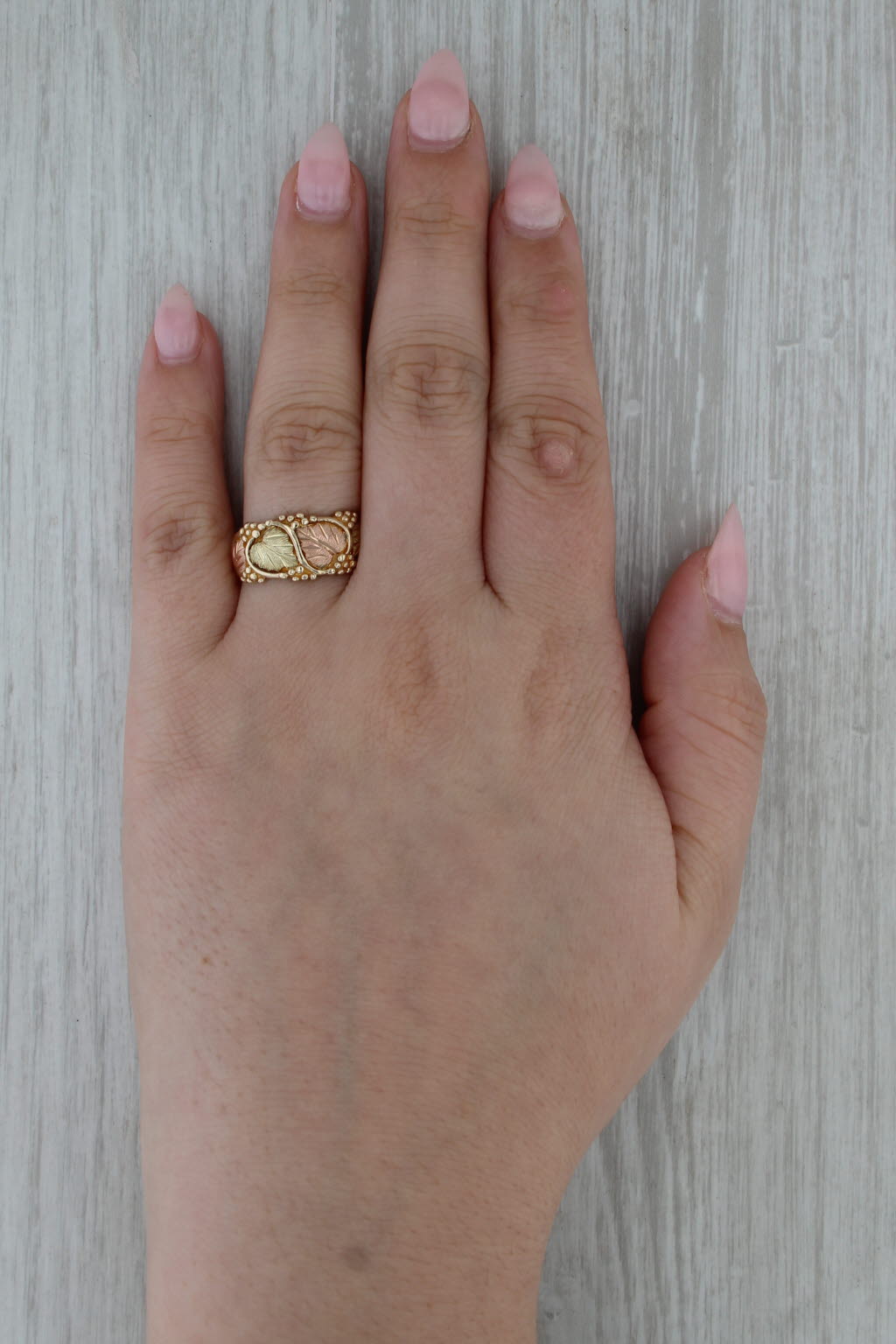 Landstroms Black Hills Gold Leaf Ring 10k Yellow Rose Green Gold Size 8.5