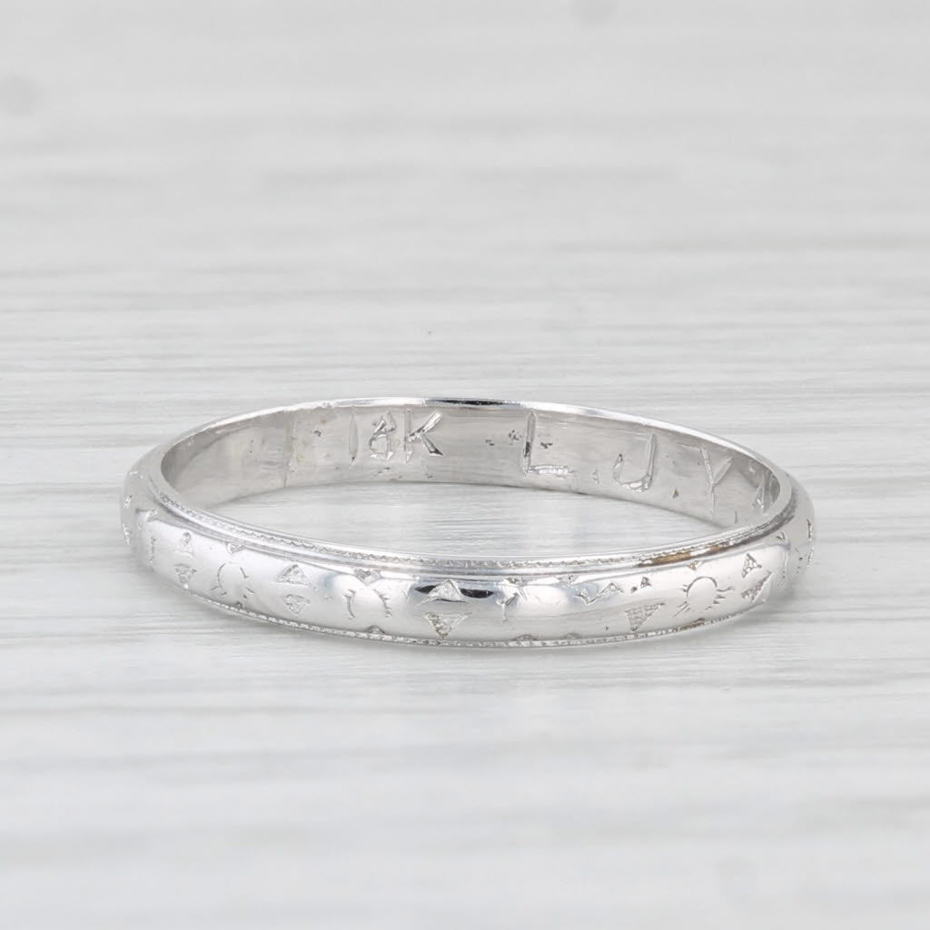 Light Gray Antique Etched Pattern Wedding Band Stackable Ring 18k White Gold Size 4.75