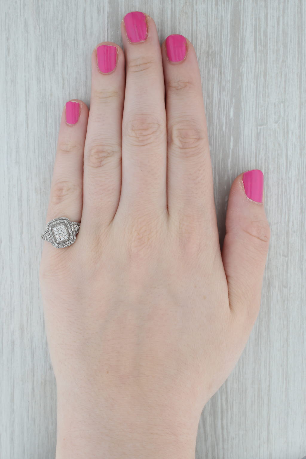 Gray 0.33ctw Diamond Cluster Halo Engagement Ring 10k White Gold Size 7.5