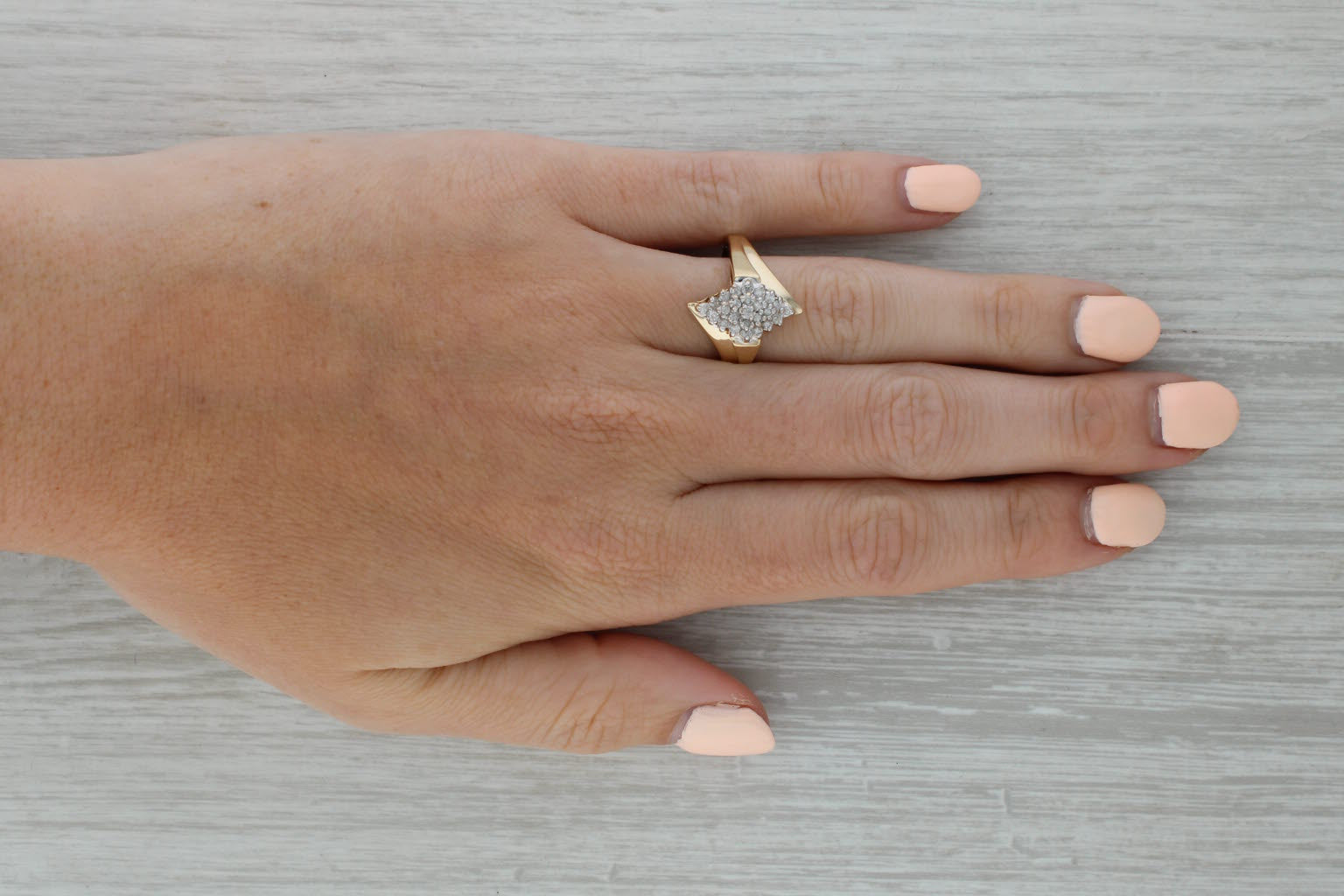 Rosy Brown 0.25ctw Diamond Cluster Bypass Ring 10k Yellow Gold Size 8.5