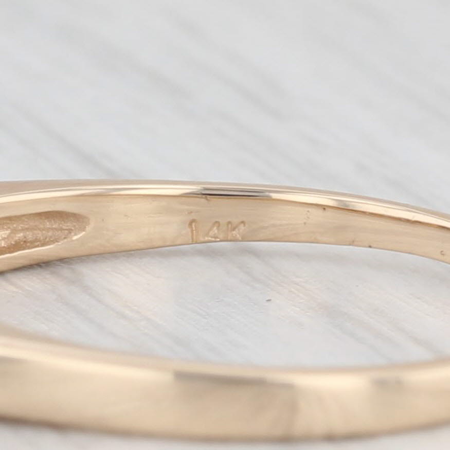 Light Gray Vintage 0.10ctw Diamond Wedding Band 14k Yellow Gold size 7 Stackable Ring