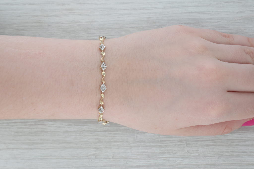 Dark Gray 0.40ctw Diamond Cluster Tennis Bracelet 10k Yellow Gold 7"