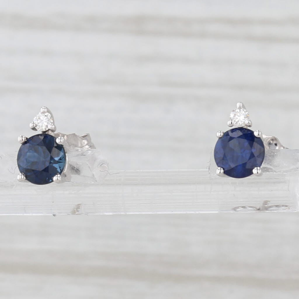 Light Gray 1.04ctw Round Blue Sapphire Diamond Stud Earrings 18k White Gold