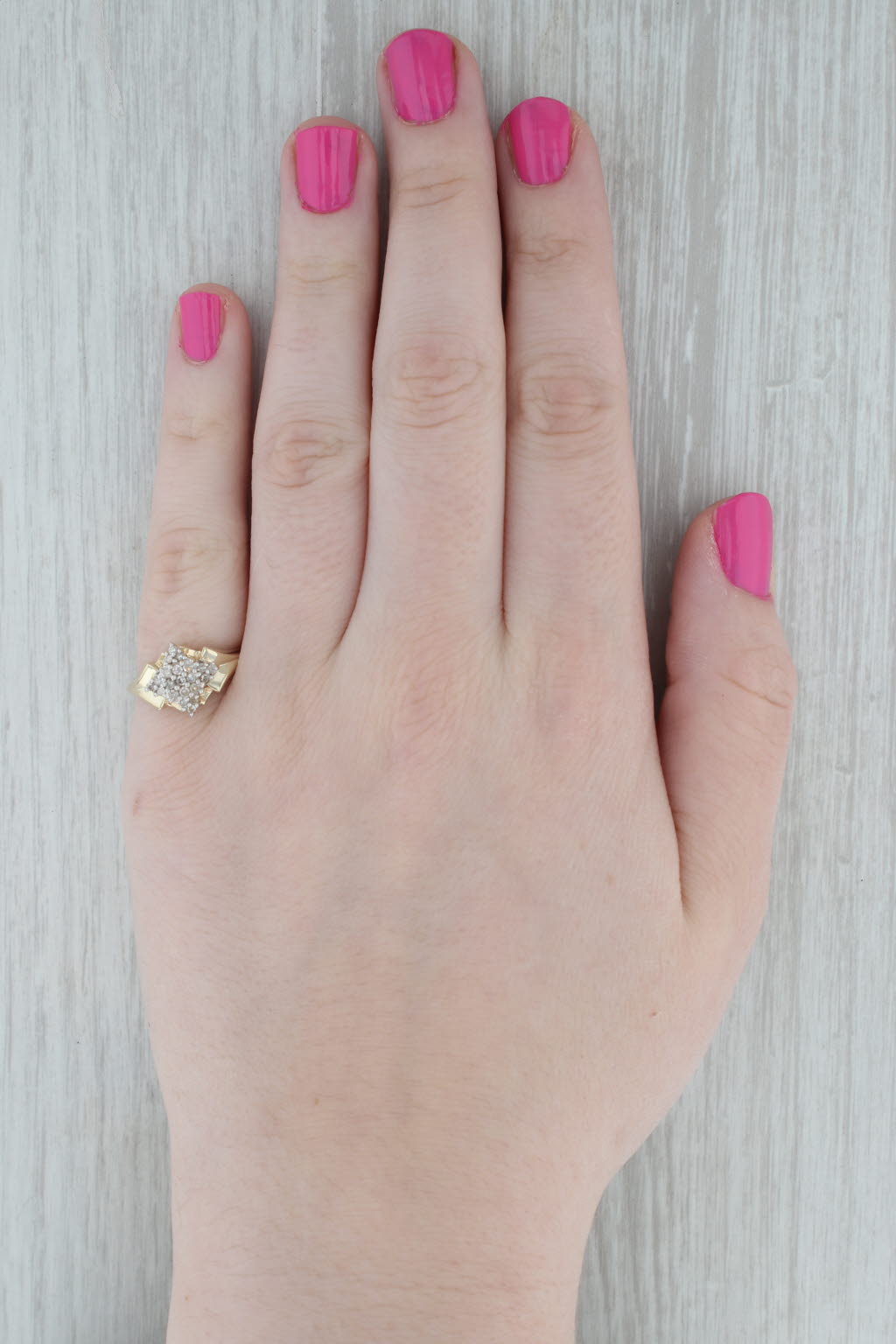 Gray 0.20ctw Diamond Cluster Engagement Ring 10k Yellow Gold Size 7