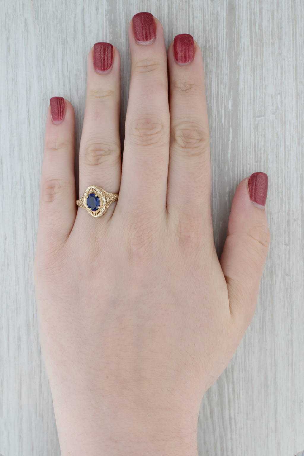 Gray 0.72ct Oval Lab Created Blue Sapphire 10k Yellow Gold Floral Filigree Size 9.5