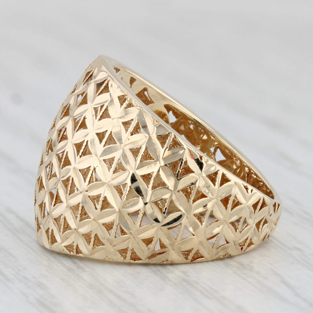 Light Gray Lattice Work Pierced Ring 14k Yellow Gold Size 6.25 Statement