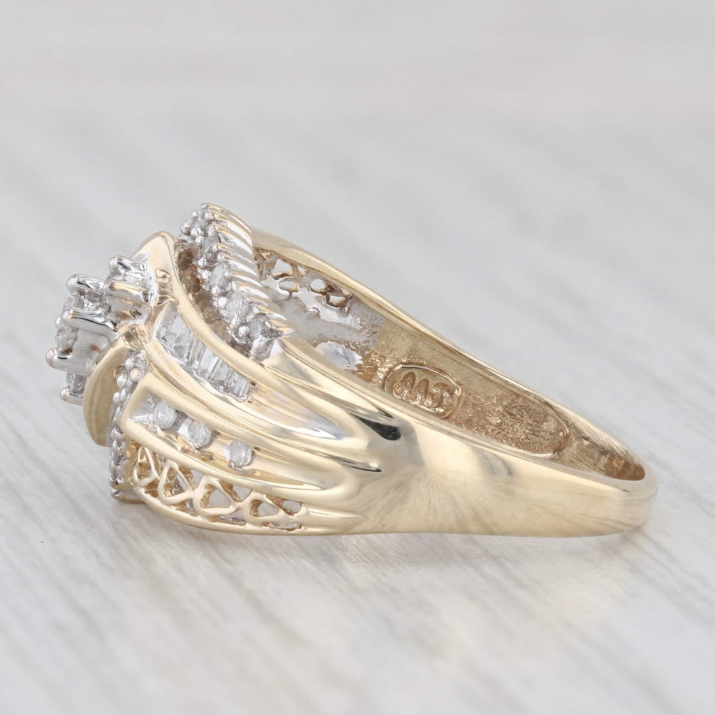 Light Gray 0.25ctw Diamond 3-Stone Ring 10k Yellow Gold Size 8.25 Engagement