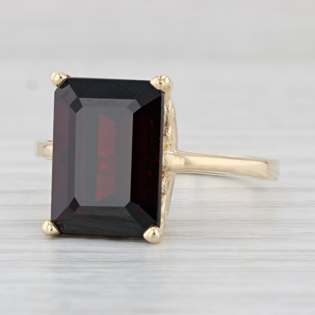 Light Gray 8.90ct Emerald Cut Red Garnet Solitaire Ring 14k Yellow Gold Size 9.75