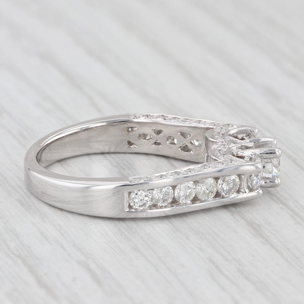 Light Gray 1.31ctw Round 3-Stone Diamond Engagement Ring 14k White Gold Size 6.75