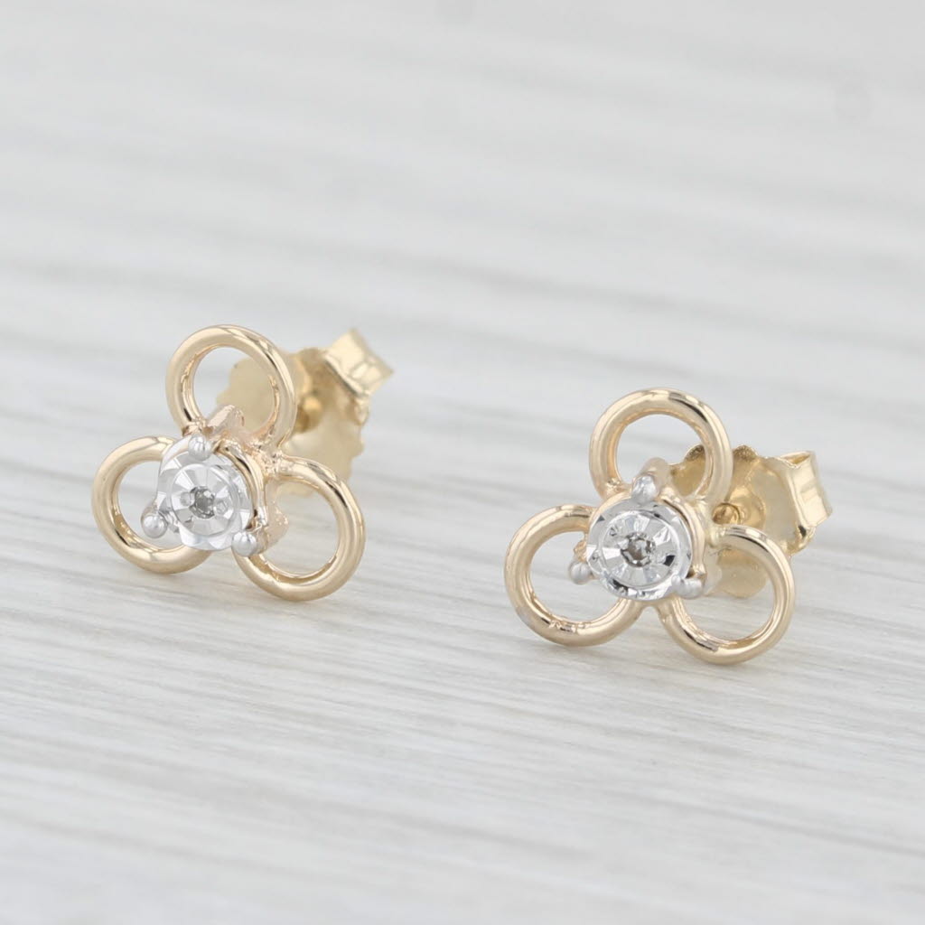 Light Gray Diamond Flower Stud Earrings 10k Yellow Gold