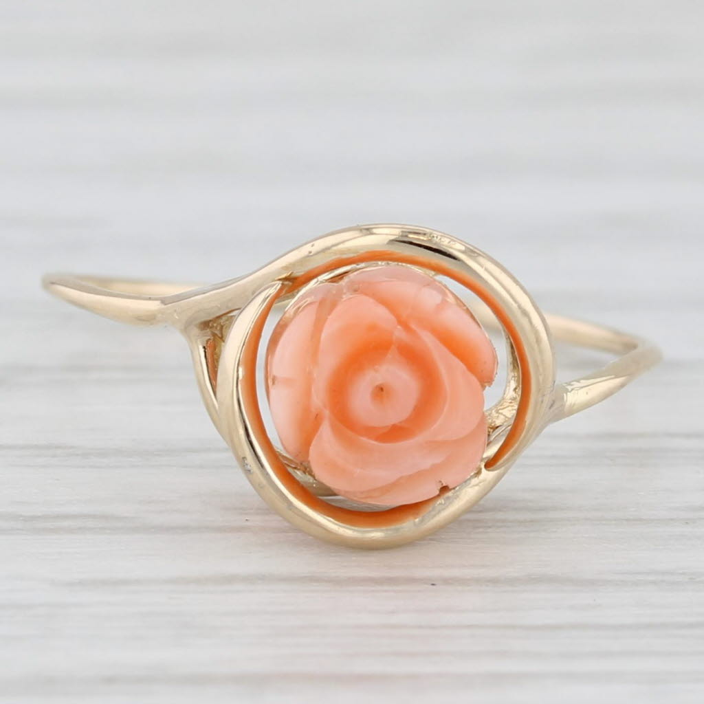 Light Gray Carved Coral Flower Rose Ring 14k Yellow Gold Size 4.5 Vintage Floral