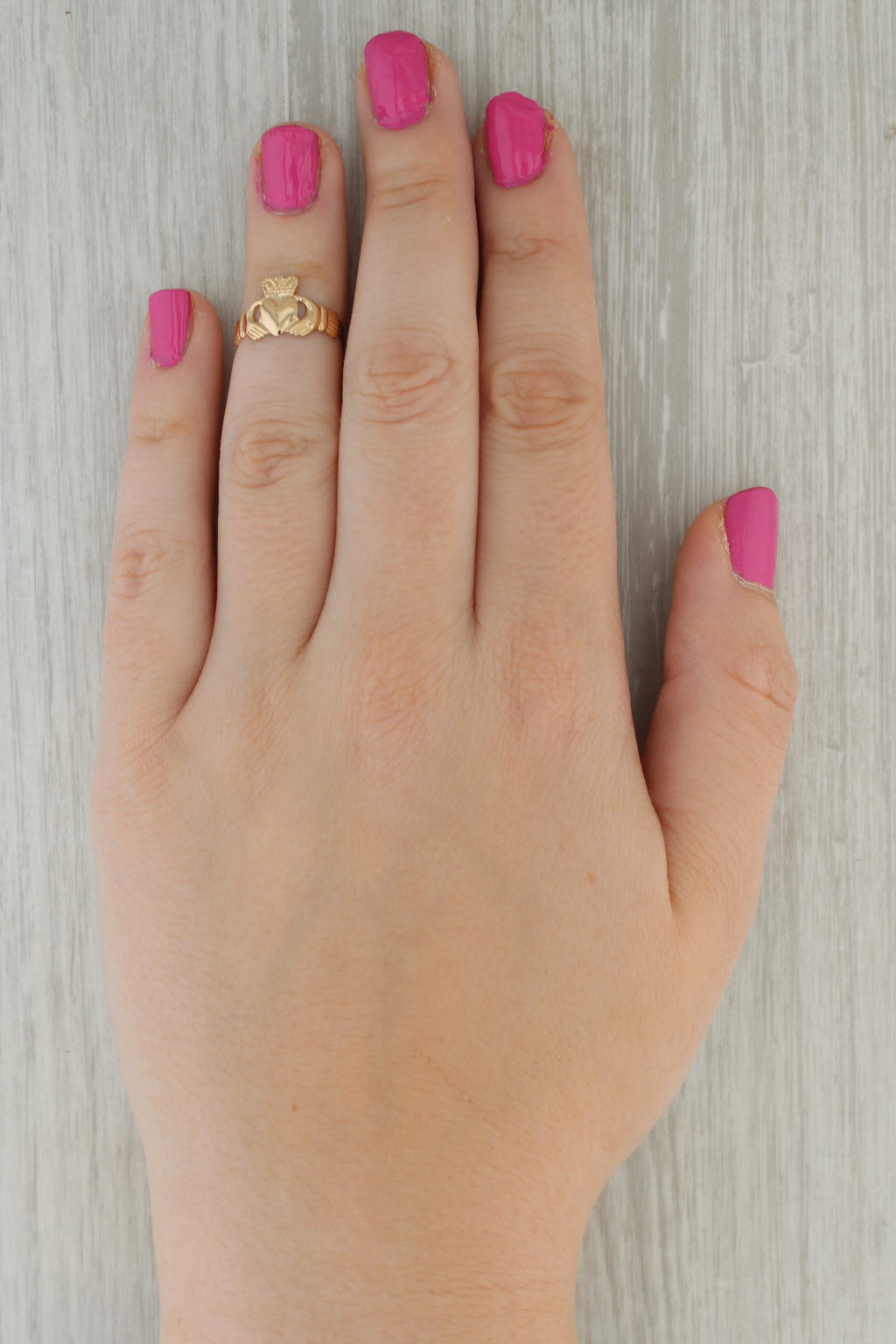 Rosy Brown Irish Claddagh Ring 14k Yellow Gold Size 5 Made in Ireland