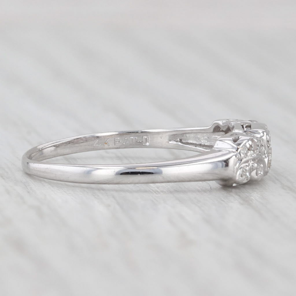Light Gray Vintage 0.14ctw Diamond Wedding Band 14k White Gold Size 8.5 Stackable Ring