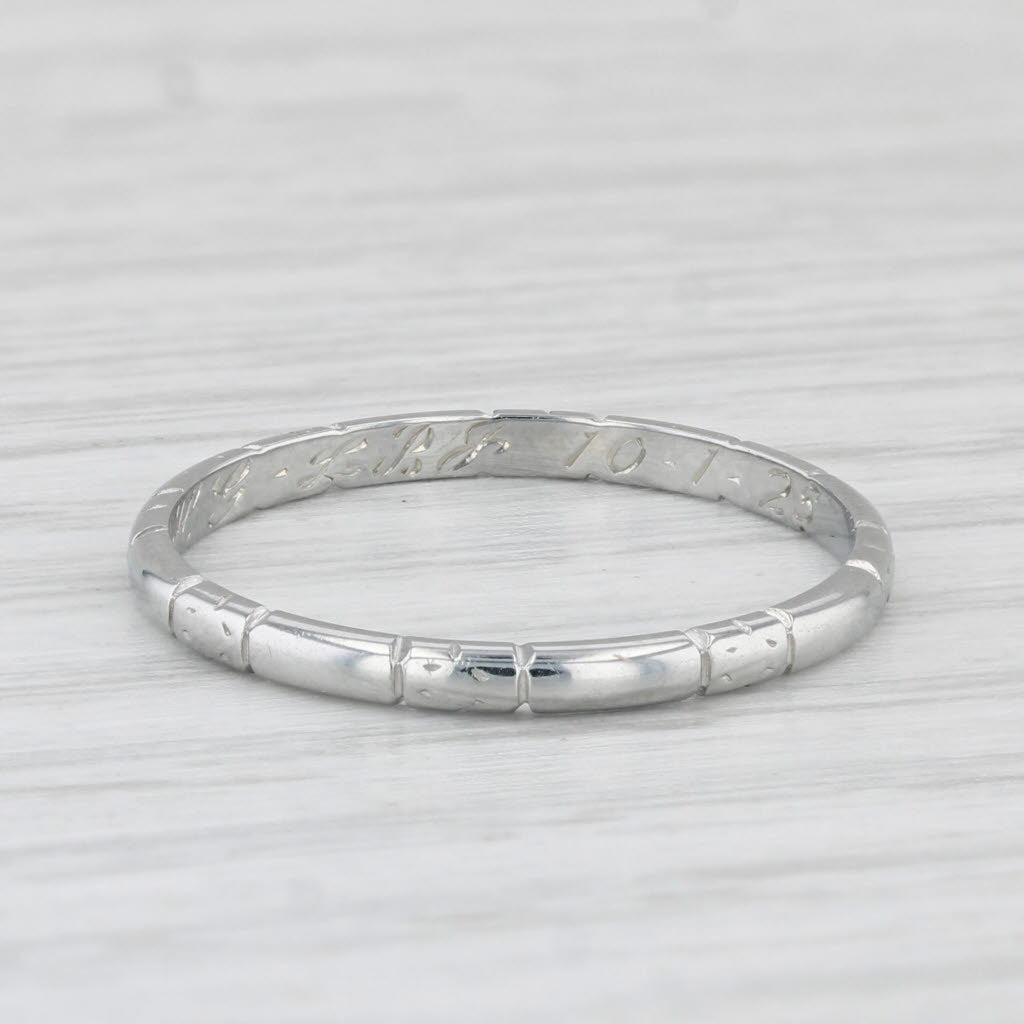 Light Gray Art Deco Wedding Band 18k White Gold Size 7.5 Stackable Engraved 1920s Vintage