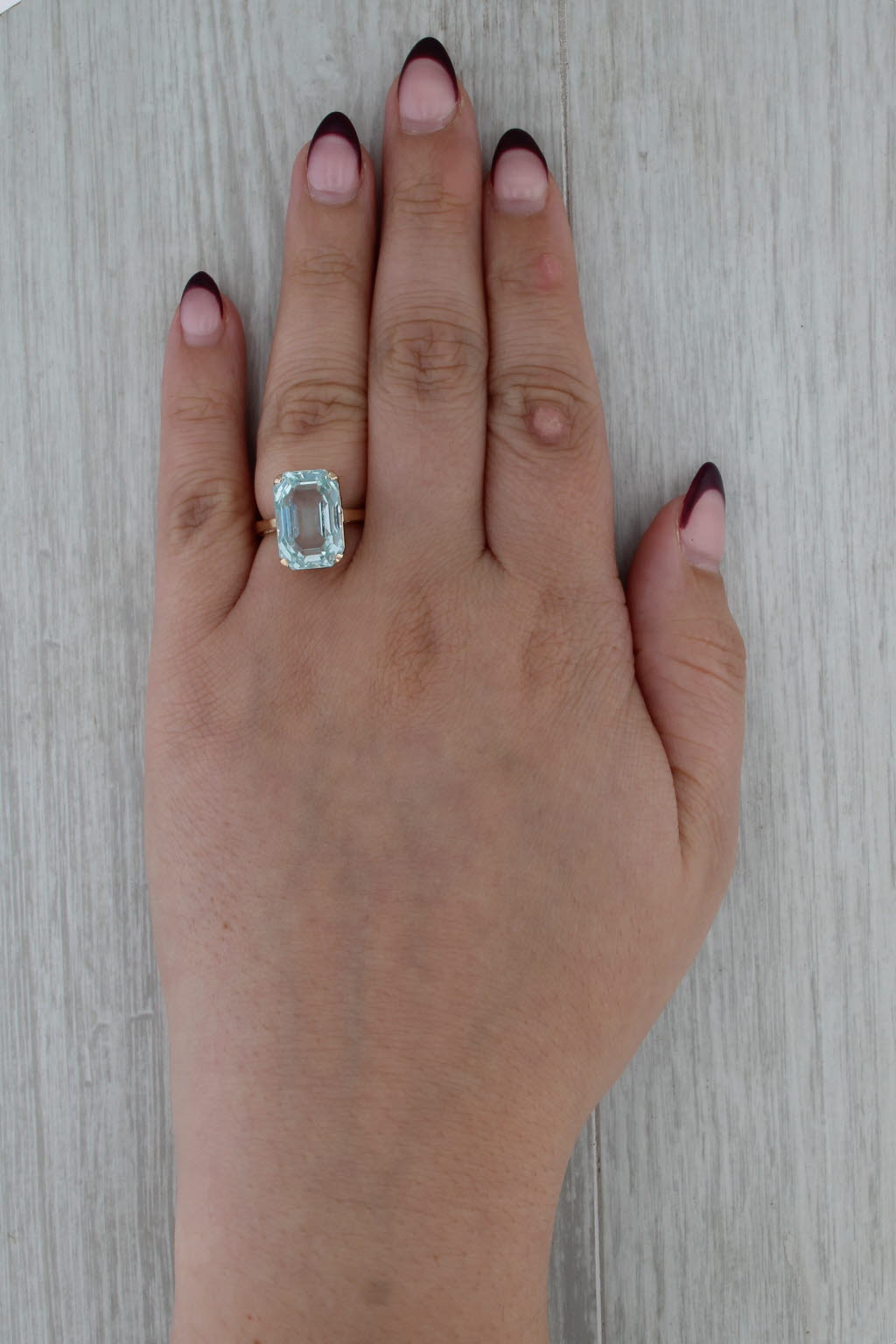8.40ct Aquamarine Emerald Cut Solitaire Ring 15k Yellow Gold Size 5.25