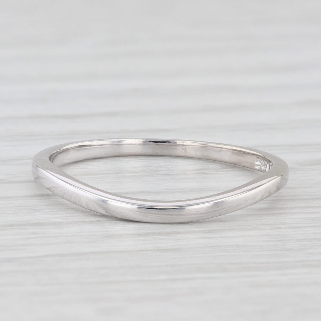 Light Gray Contoured White Gold Band 14k Size 7 Stackable Curved Design