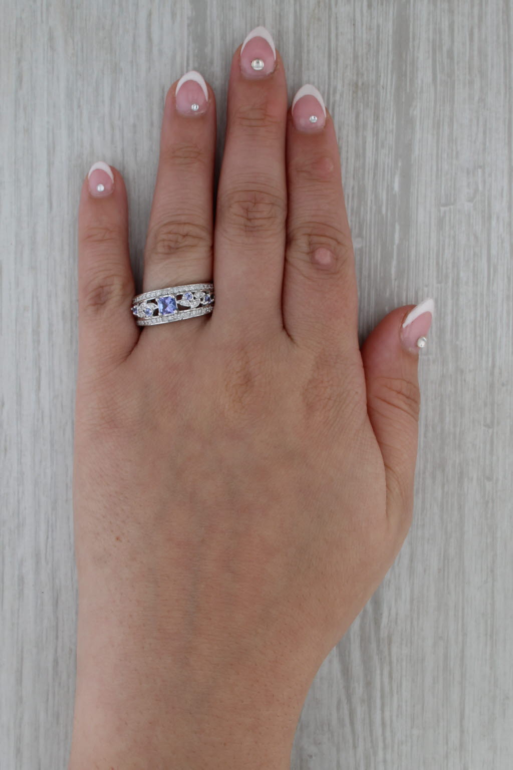 0.96ctw Tanzanite Diamond Ring 14k White Gold Size 7.5-7.75 Floral Band