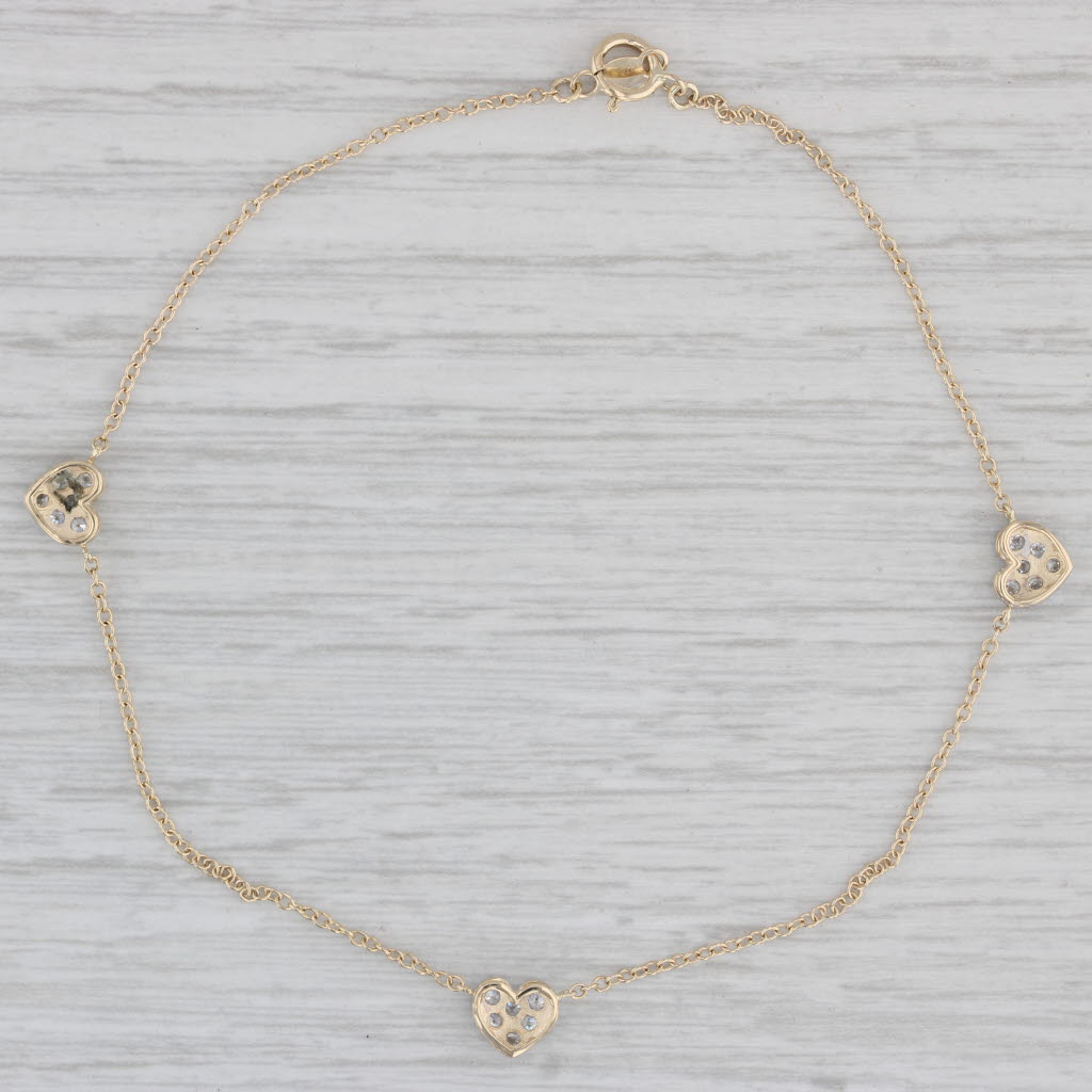 Gray 0.25ctw Cubic Zirconia Heart Station Bracelet 14k Yellow Gold 9" Cable Chain