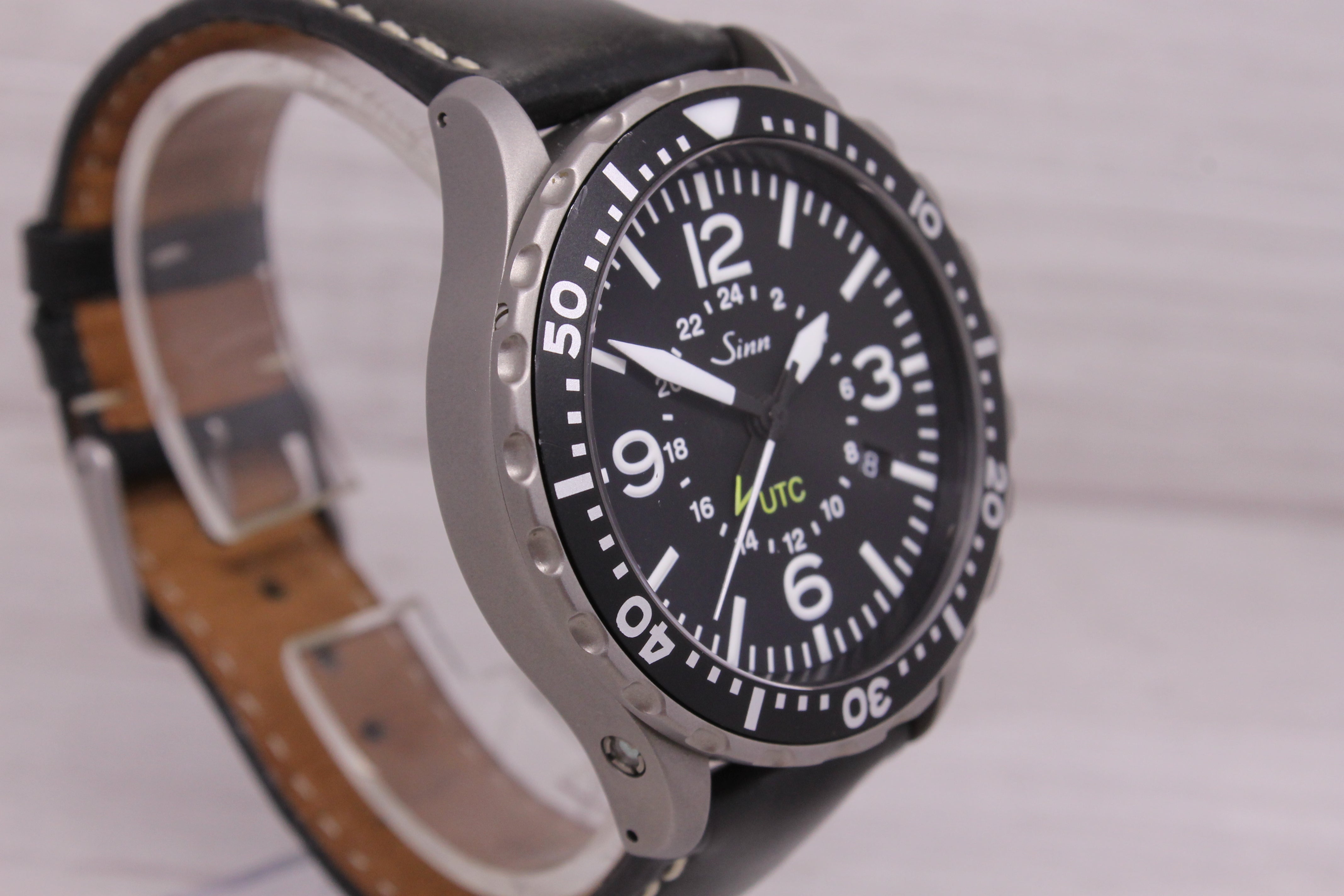 Dark Gray Sinn 857 UTC 43mm Stainless Steel Mens Automatic GMT Watch 857.0153 Box & Strap