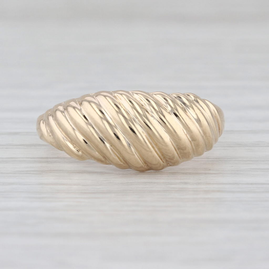 Domed Croissant Ring 10k Yellow Gold Beveled Scalloped Design Size 7.5
