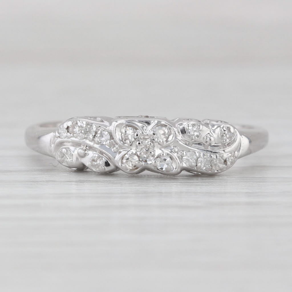 Light Gray Vintage 0.14ctw Diamond Wedding Band 14k White Gold Size 8.5 Stackable Ring