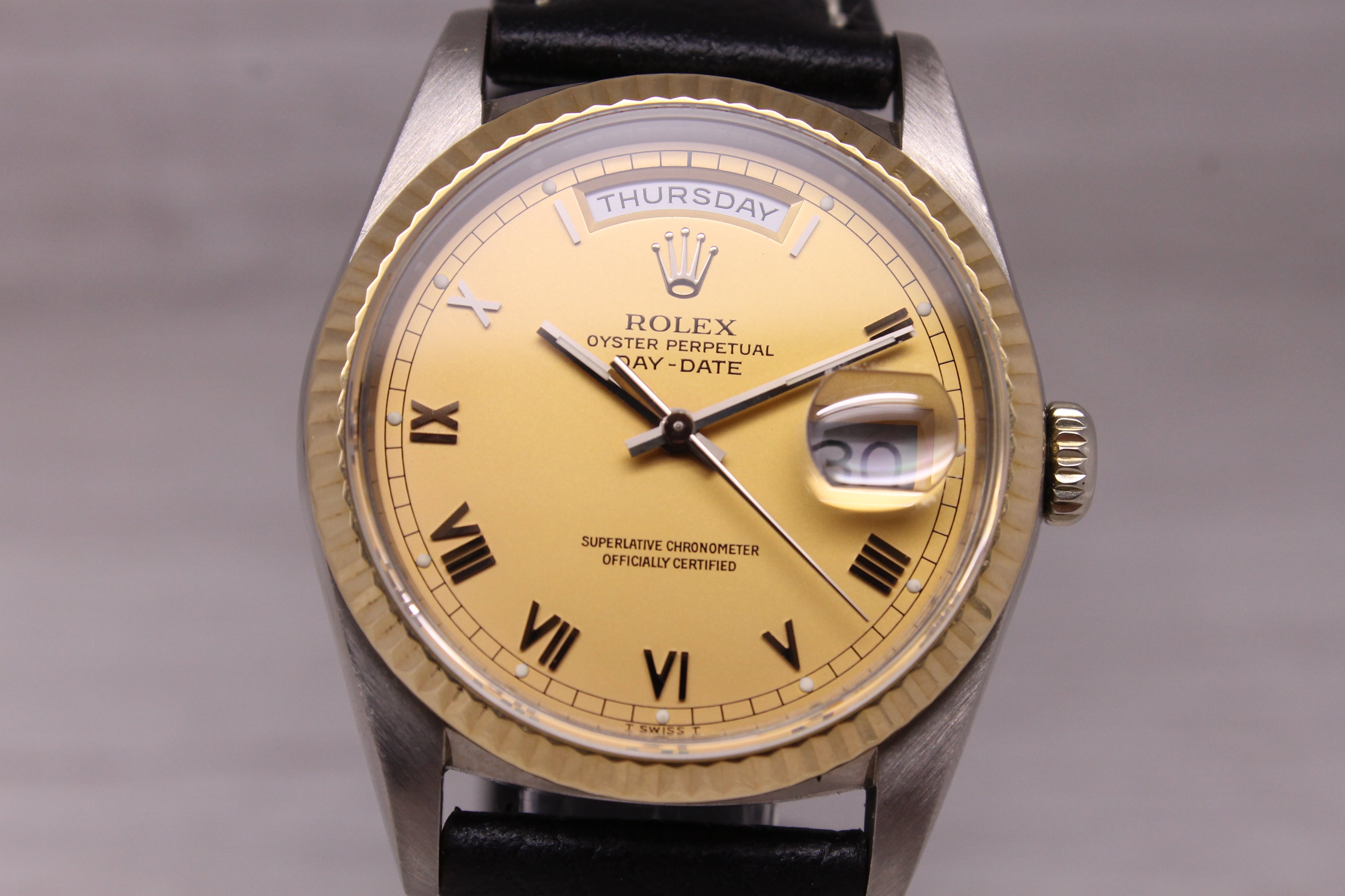 Vintage 1990 Rolex Day Date Tridor 18239B 18k Gold Automatic Watch w Bracelet