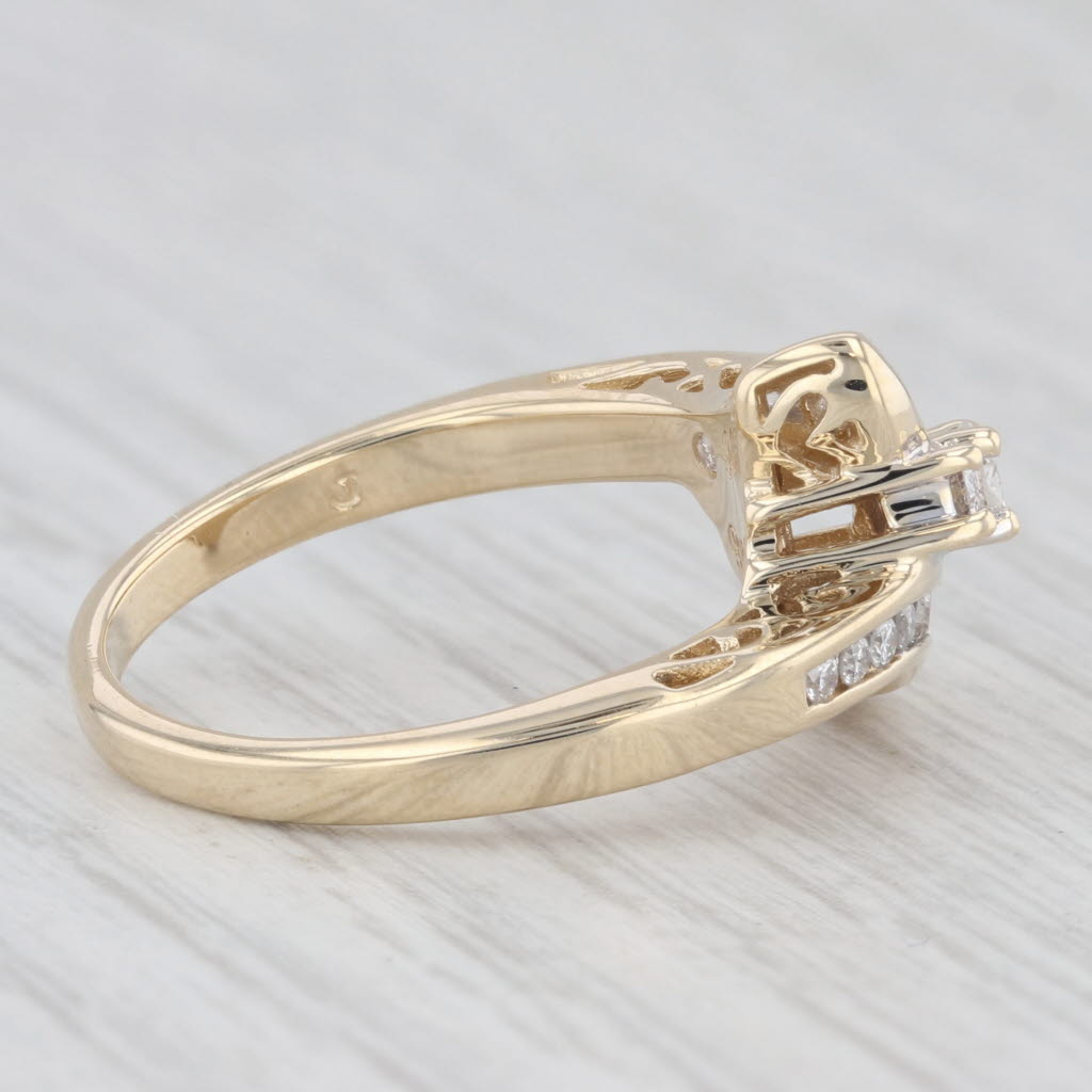 Light Gray 0.50ctw Diamond 3-Stone Bypass Ring 14k Yellow Gold Size 7