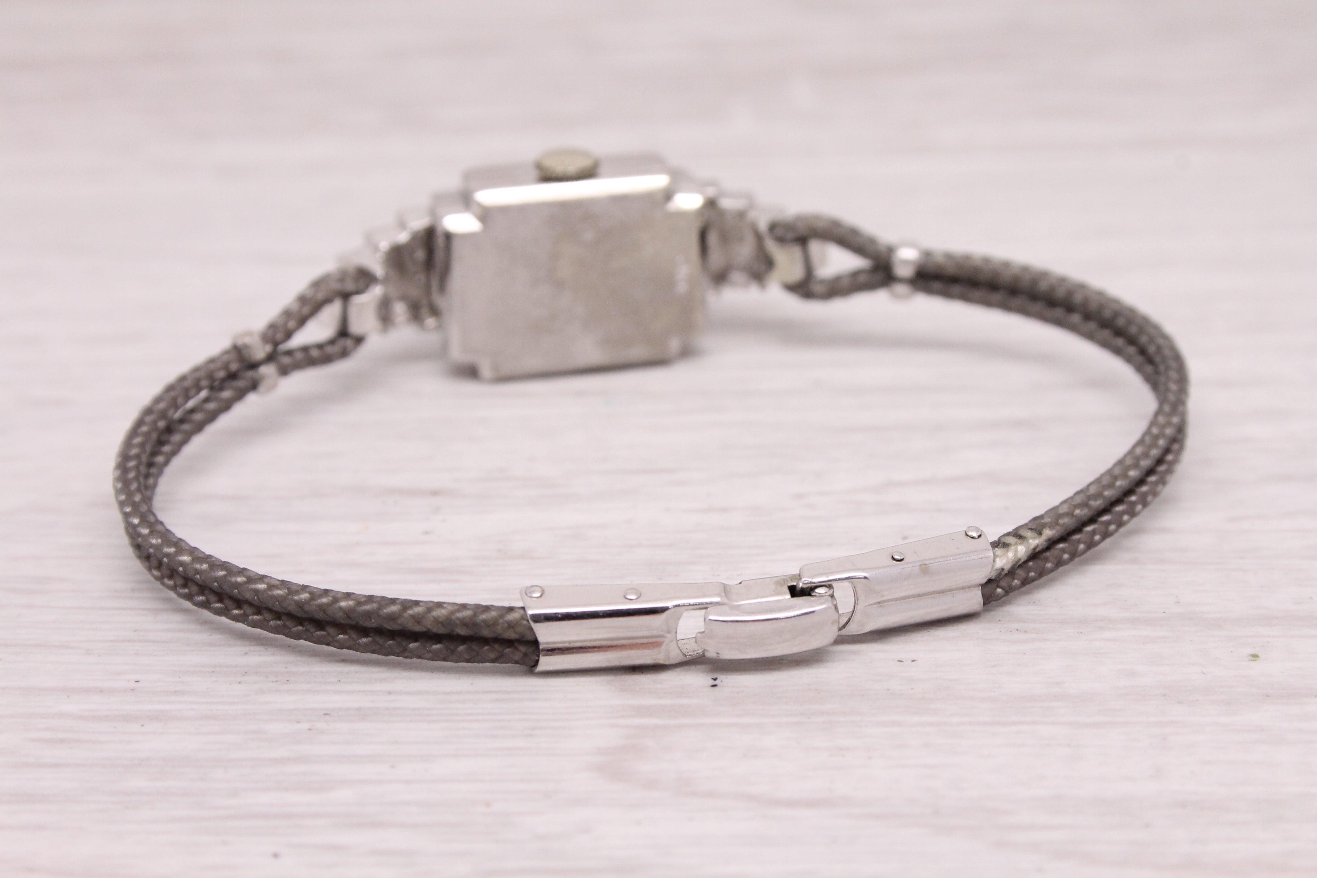 Light Gray Vintage c.1950s Hamilton 14k White Gold Diamond Ladies Watch 0.20ctw Stair Case