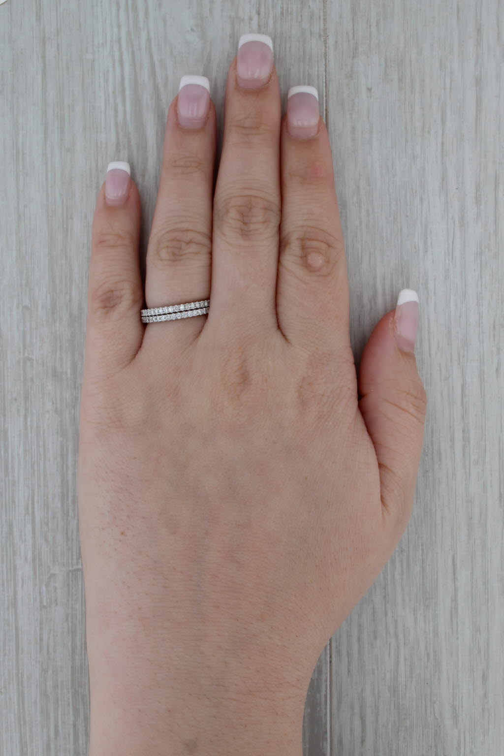 Vera Wang 0.39ctw Diamond Bands w/ Box 14k Gold Wedding Anniversary Stackable