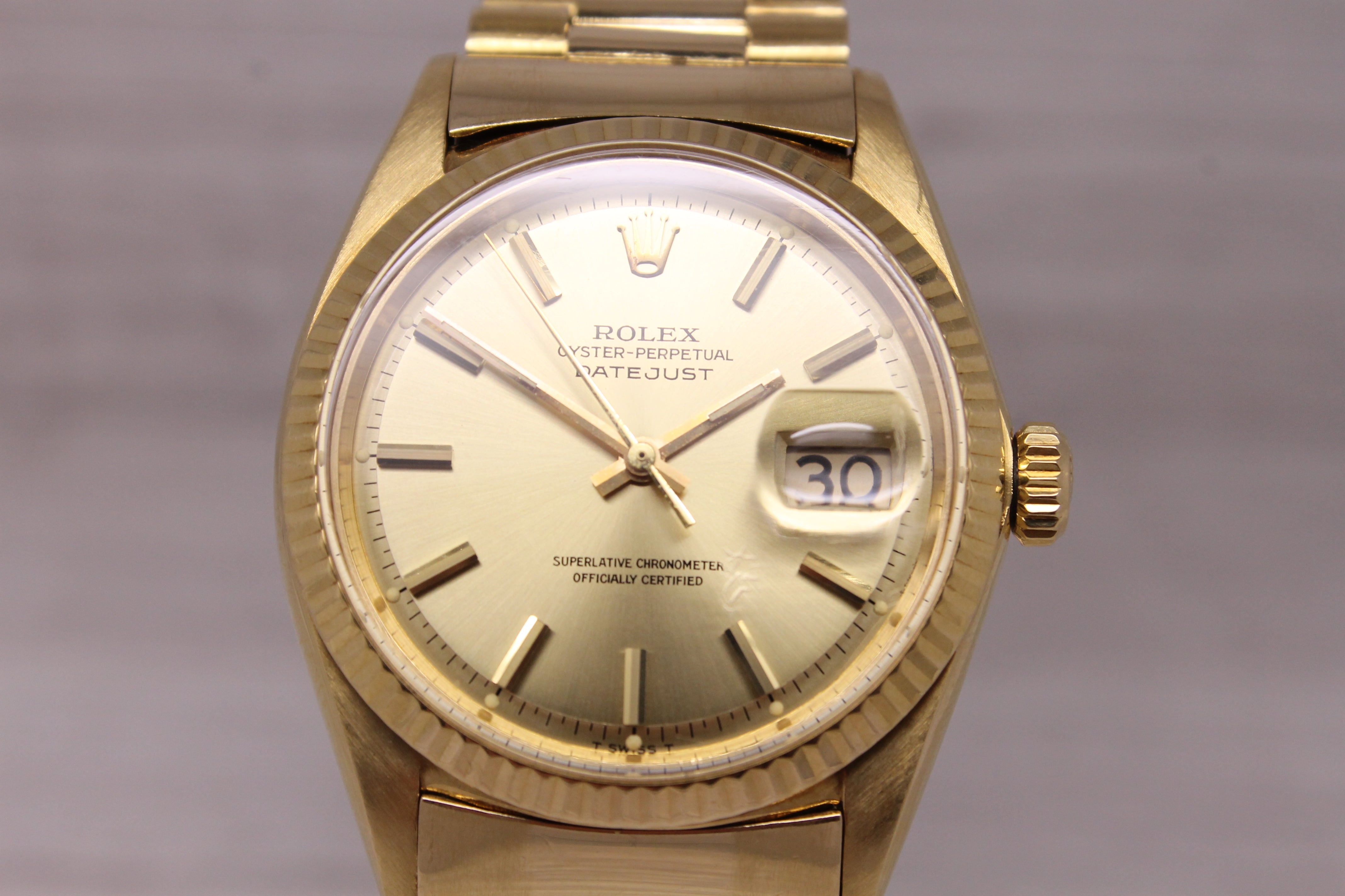 Vintage 1966 Rolex Datejust 1601 18k Yellow Gold Mens Watch w/ Bracelet & Box