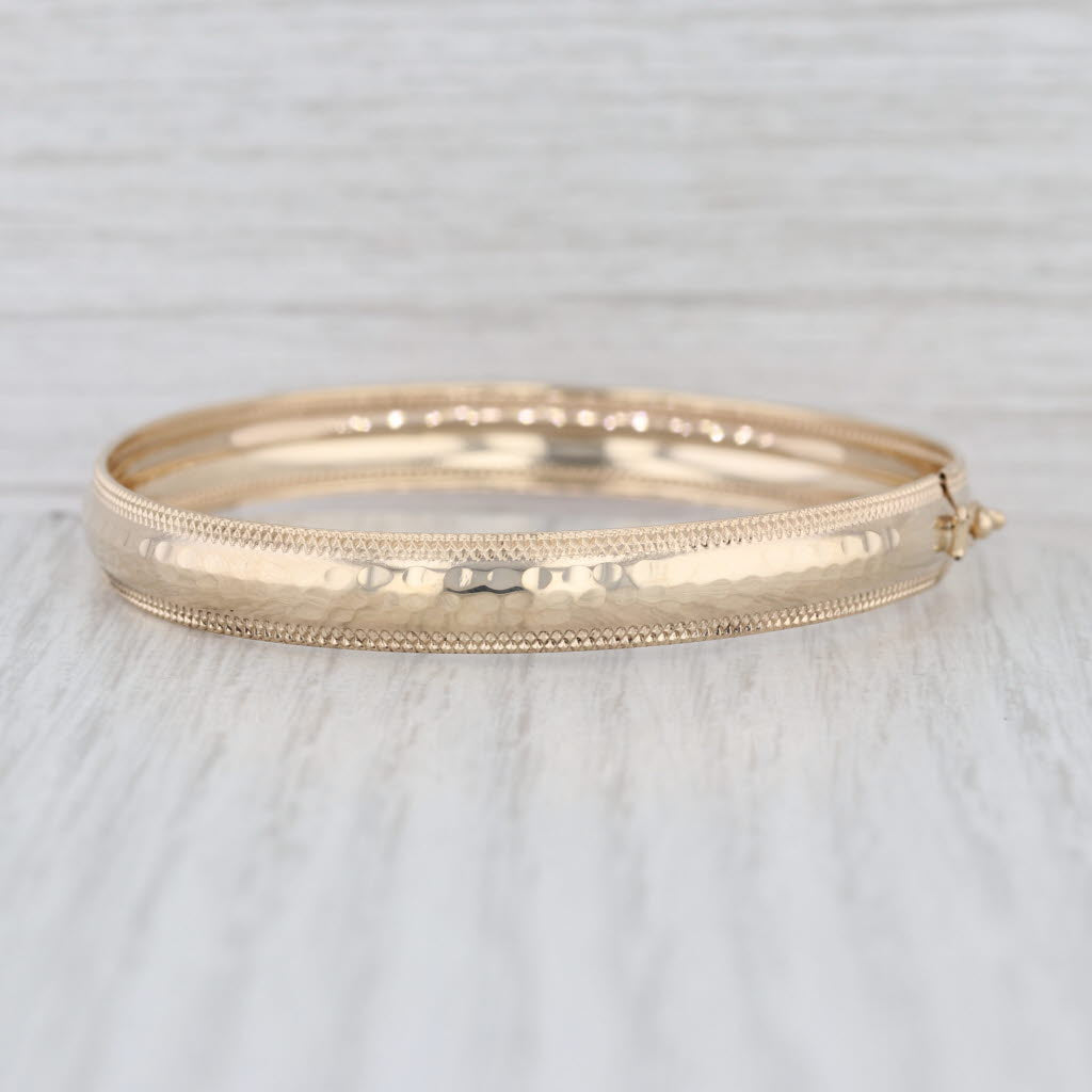 Hammered Bangle Bracelet 10k Yellow Gold 7.25" 7.4mm