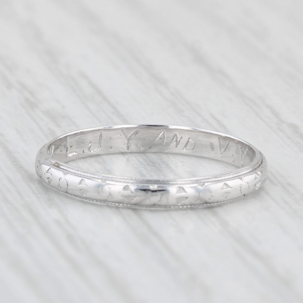 Light Gray Antique Etched Pattern Wedding Band Stackable Ring 18k White Gold Size 4.75