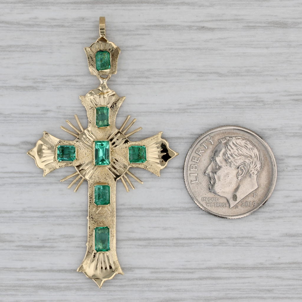 Gray Vintage 1.30ctw Emerald Cross Pendant 18k Yellow Gold
