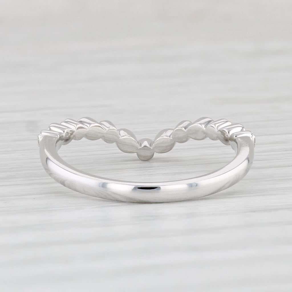 Light Gray New 0.10ctw Diamond Ring 14k White Gold Contoured V Guard Size 6.5 Wedding Band