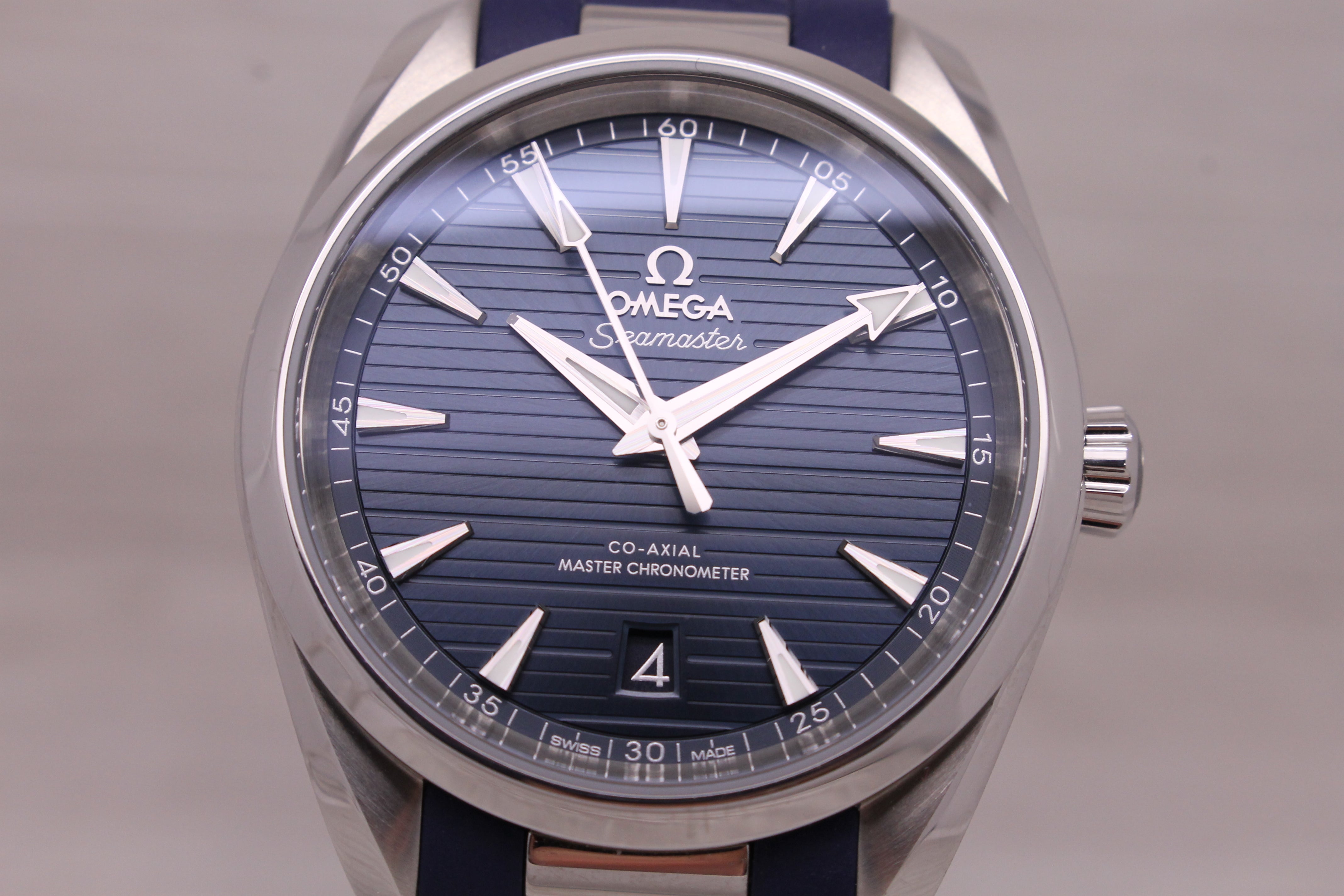 Omega Seamaster Aqua Terra 38mm Mens Steel Blue Co-Axial Chronometer Watch w Box