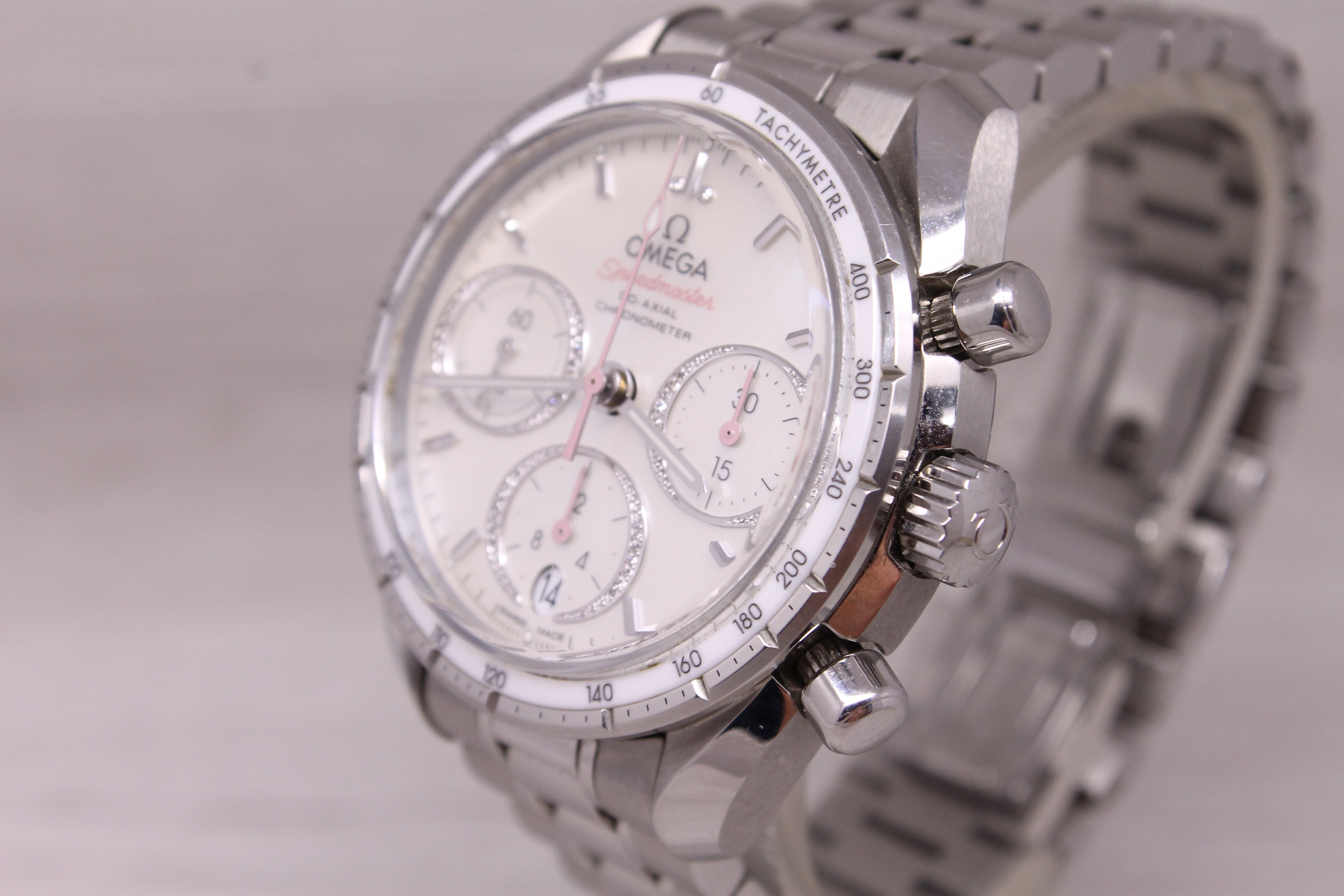 Omega Speedmaster 38mm Automatic Chronograph Watch Pink MOP Diamond Box Cards