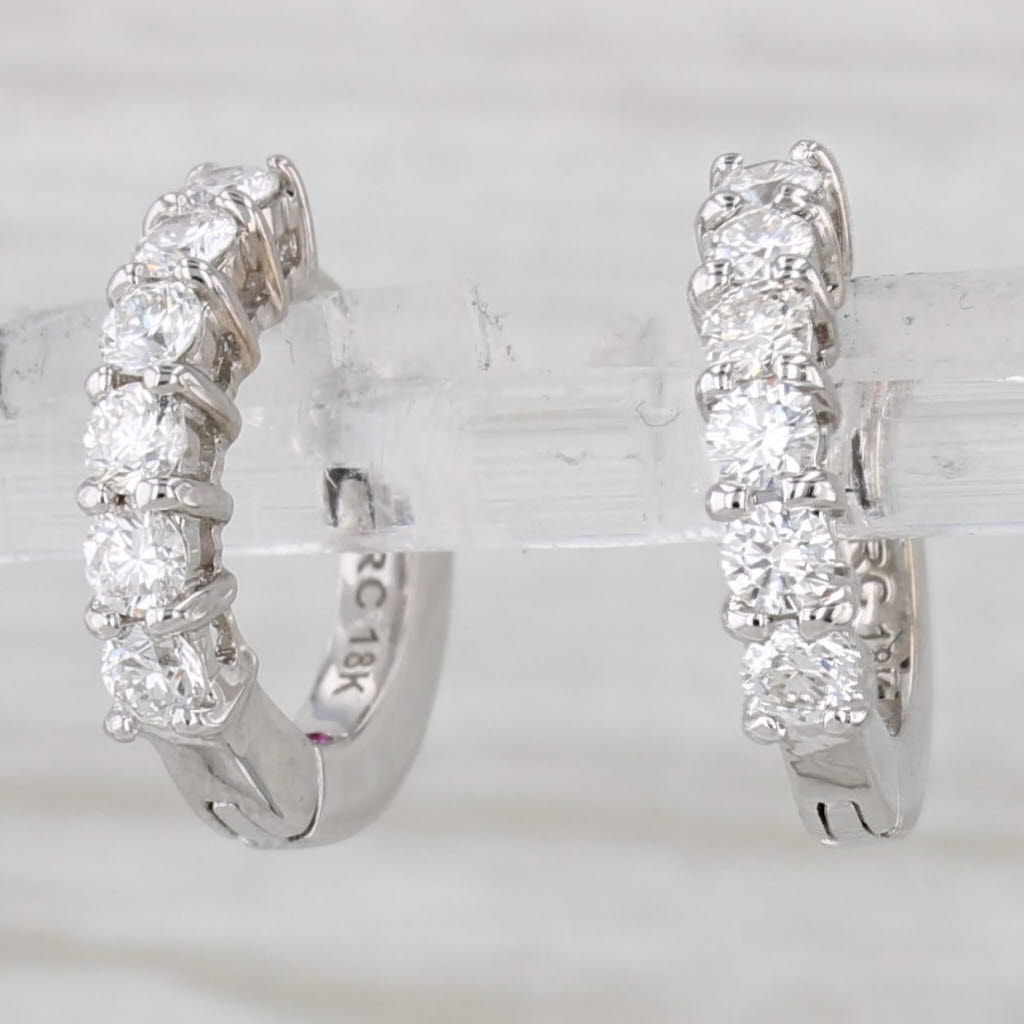 Light Gray Roberto Coin 0.70ctw Diamond Hoop Earrings Box 18k Gold Single Line Oval Hoops