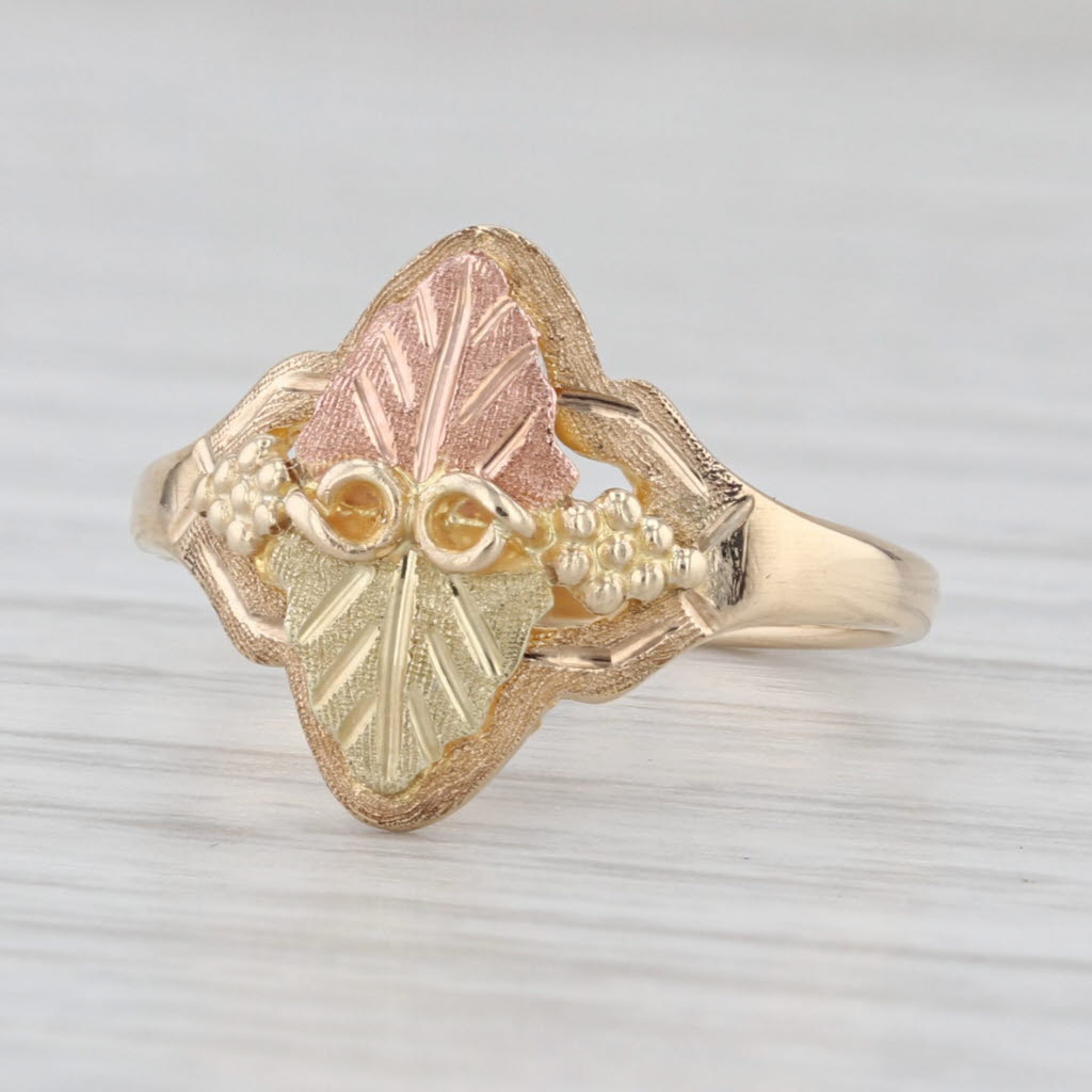Stamper Black Hills Gold Leaf Ring 10k Yellow Rose Green Gold Size 5.75