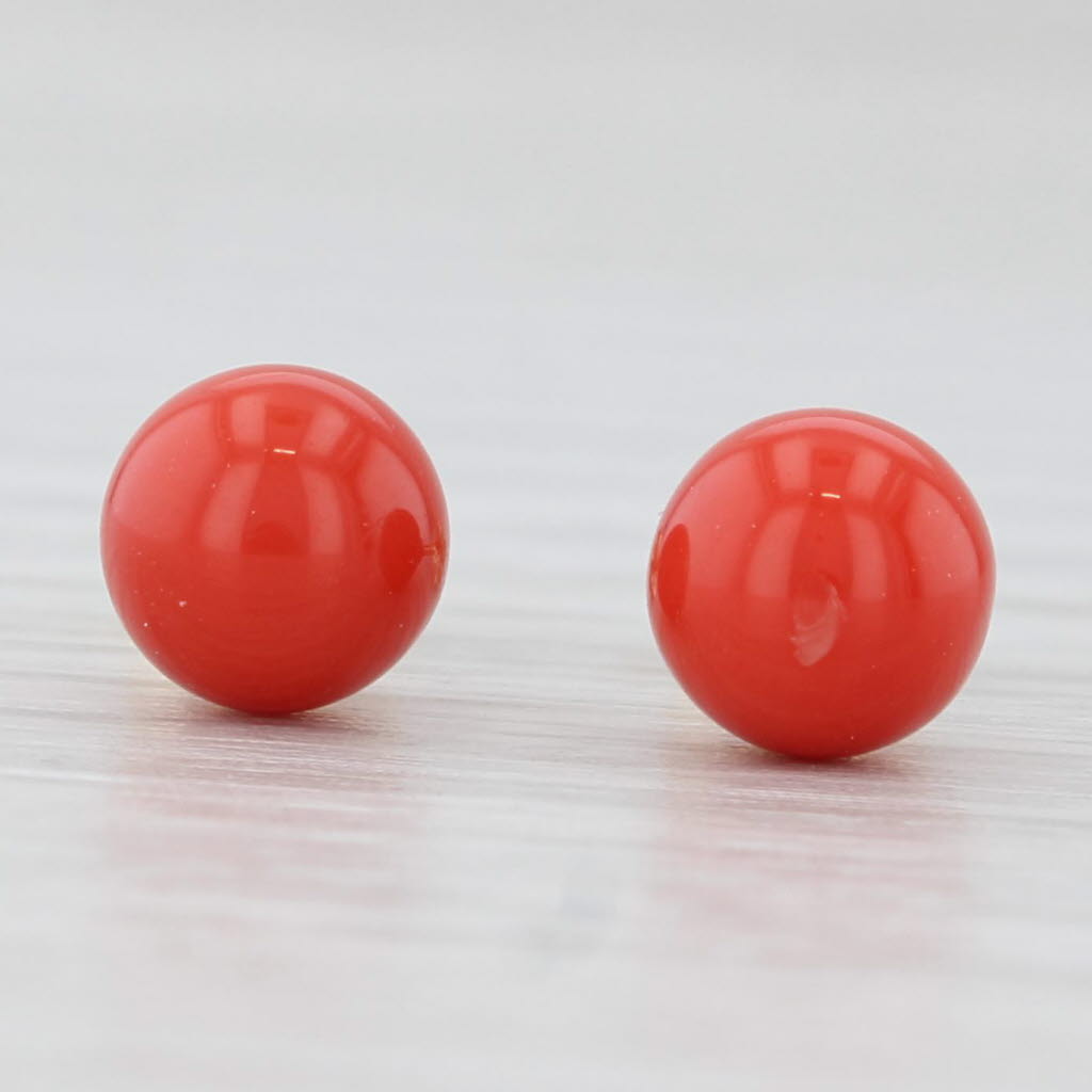 Light Gray 6mm Red Resin Bead Stud Earrings 14k Yellow Gold