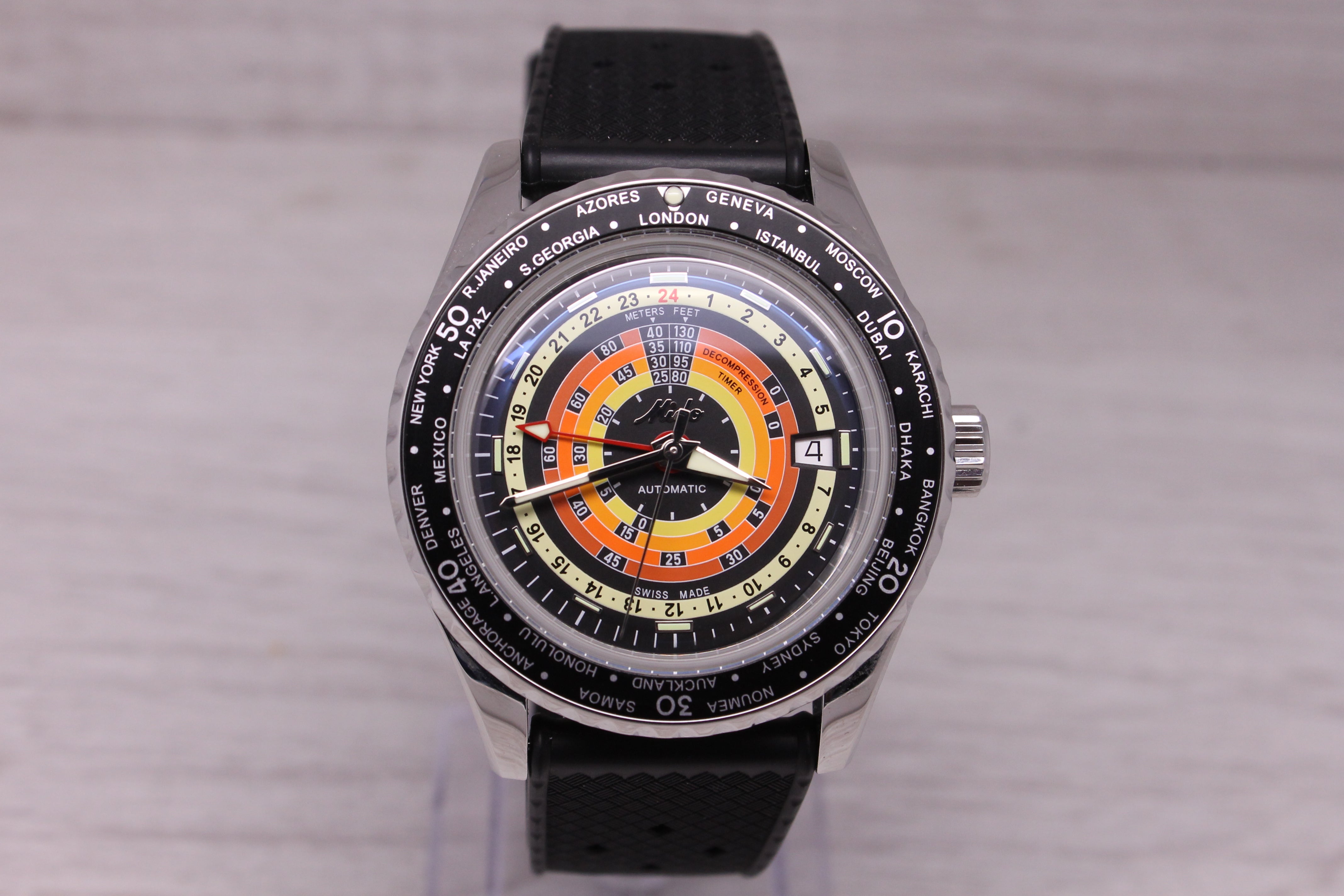 Mido Ocean Star Decompression World Timer Mens 40mm Steel Divers Watch w Box