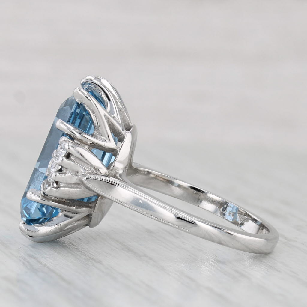 Light Gray 13.12ctw Lab Created Blue White Spinel Ring 10k White Gold Size 6.5