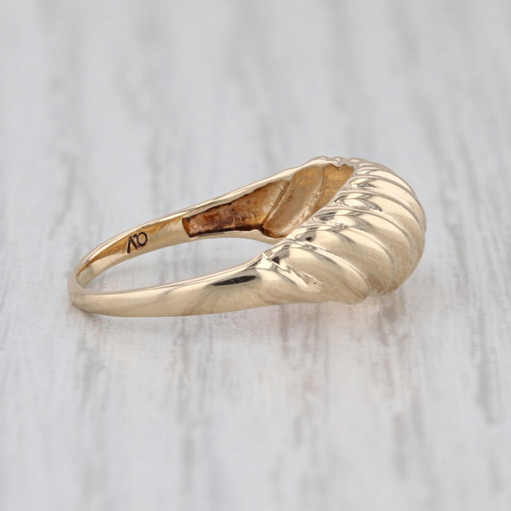 Domed Croissant Ring 10k Yellow Gold Beveled Scalloped Design Size 7.5