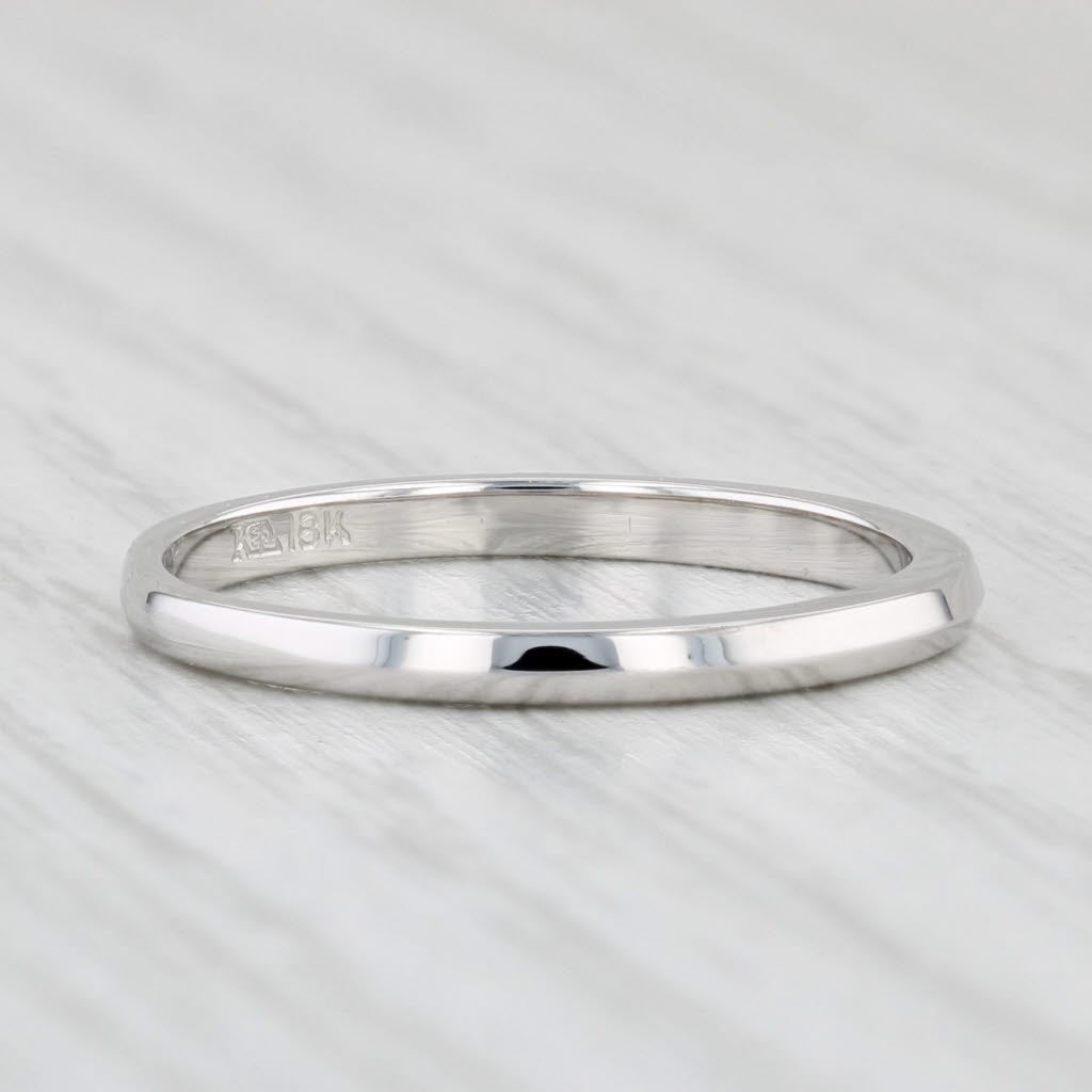 Light Gray Classic Women's Wedding Band 18k White Gold Size 6.25 Stackable Ring