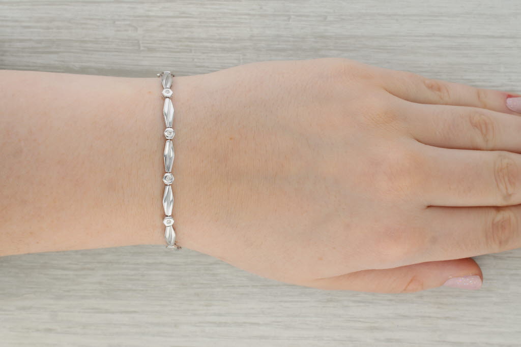 Dark Gray 0.20ctw Diamond Bracelet 18k White Gold 6.75" 4.2mm